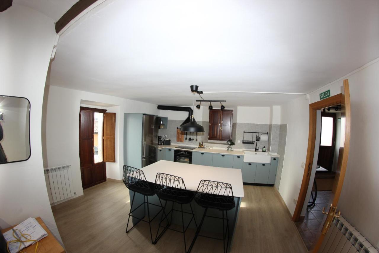 La Casa Del Cura Villa Aberin Luaran gambar